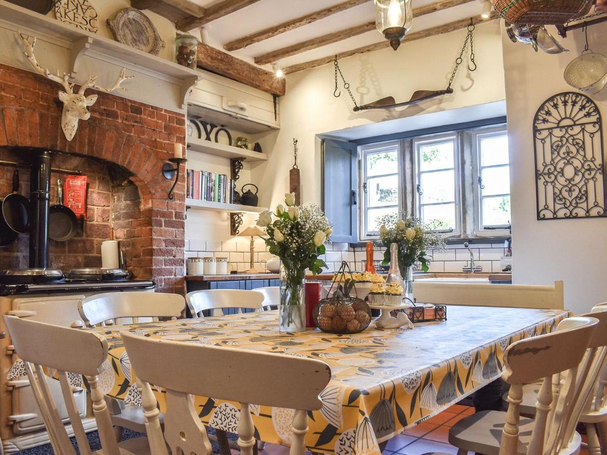 Lea Hall Farmhouse Tissington Buitenkant foto